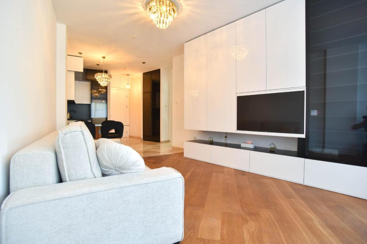 Prometheus Apartment